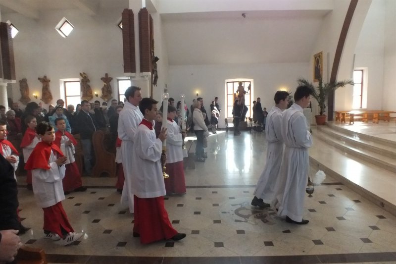 Poświęcenie obejścia kościoła