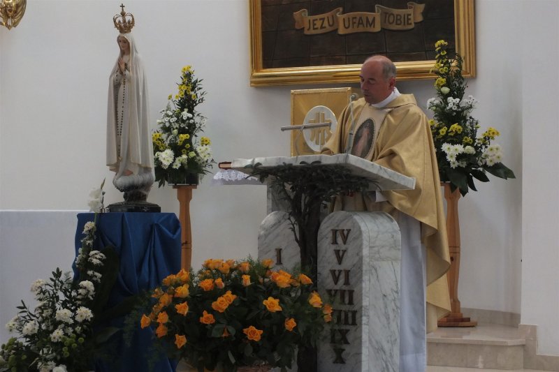 Poświęcenie obejścia kościoła