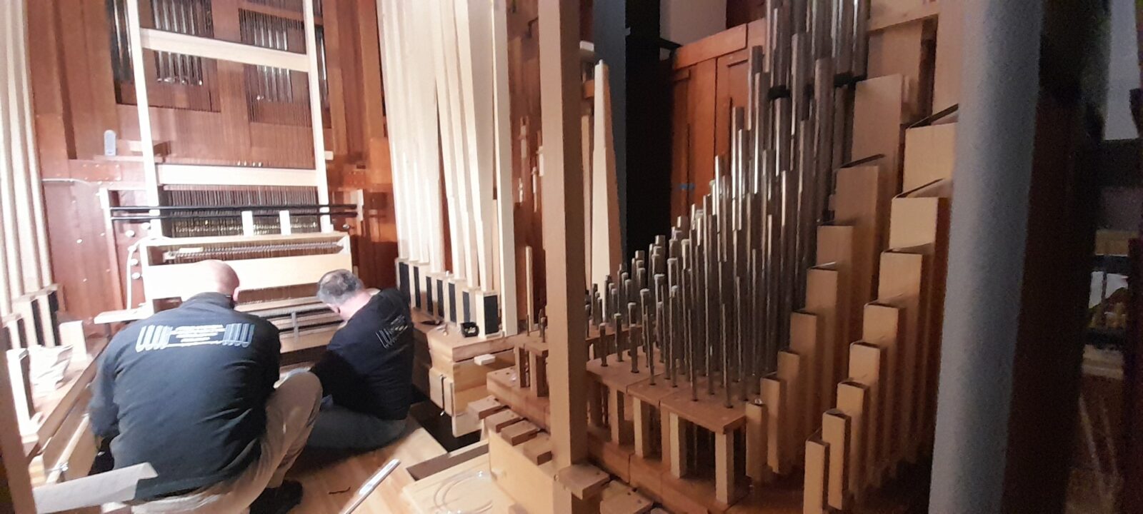 Trwa montaż organów