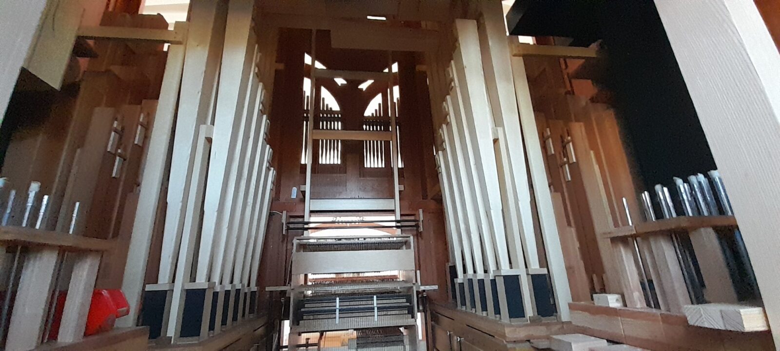 Trwa montaż organów