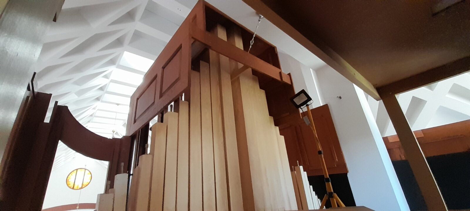 Trwa montaż organów